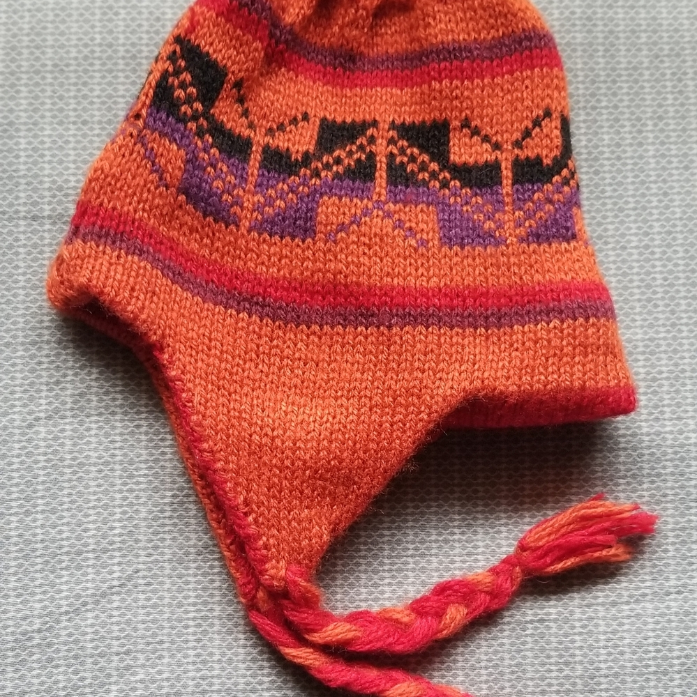 Peruvian Beanie Chullo Hat - Picture 4 of 5